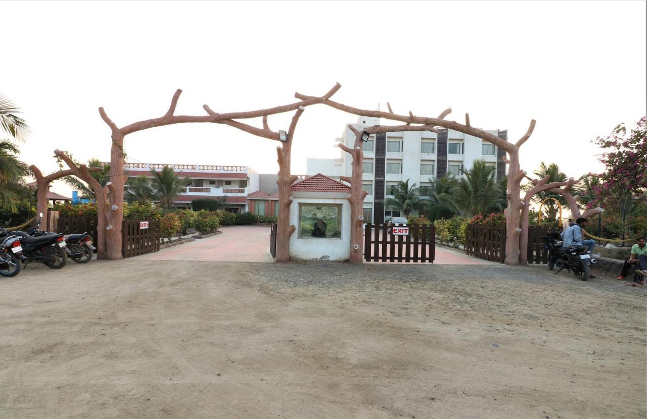 Goverdhan Greens Resort Dwarka L Hotels In Dwarka Exterior foto