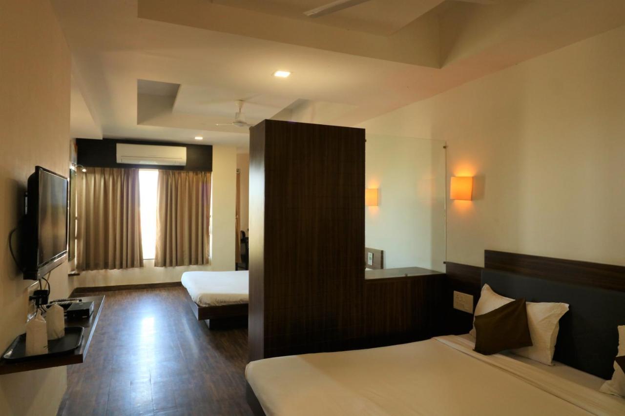 Goverdhan Greens Resort Dwarka L Hotels In Dwarka Exterior foto