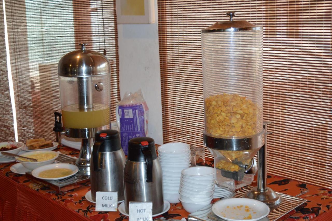 Goverdhan Greens Resort Dwarka L Hotels In Dwarka Exterior foto